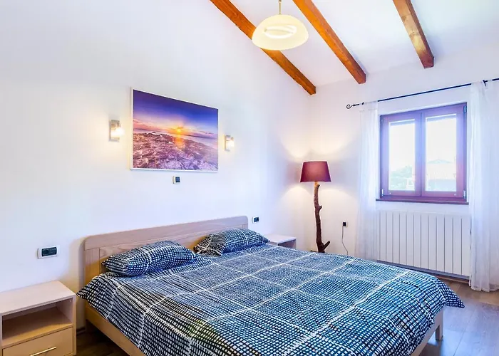 Vanja Villa